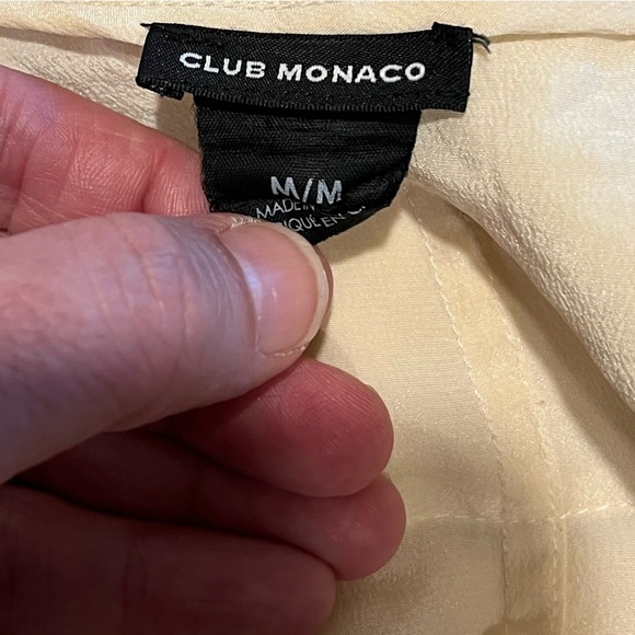 CLUB MONACO SILK BEIGE TANK TOP – SIZE M - Picture 2 of 9